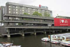 Bicycle parking garage